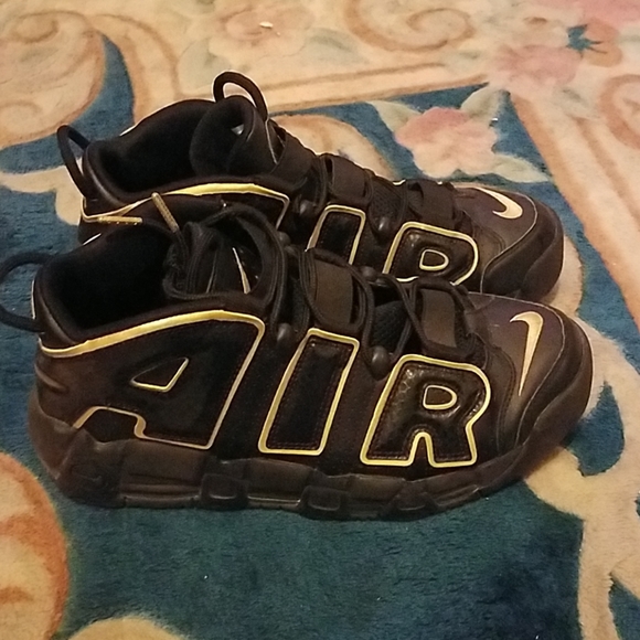 nike uptempo 96 france